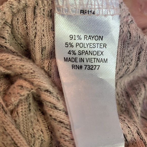 EVRI 3X heathered light pink top - Picture 7 of 7